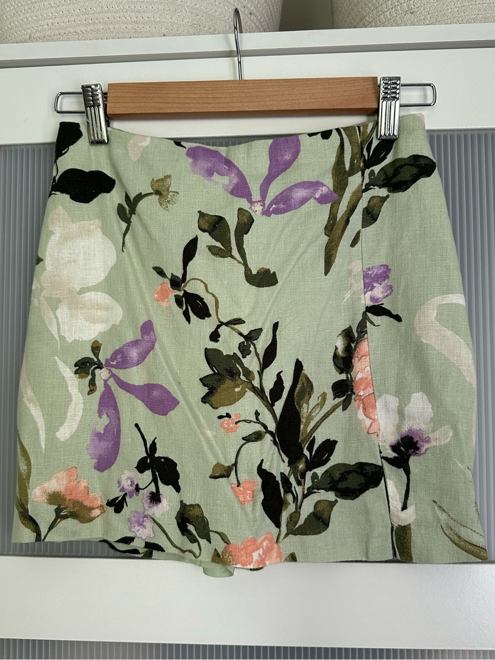 NWT Abercrombie & Fitch Pastel Floral Mini Skort